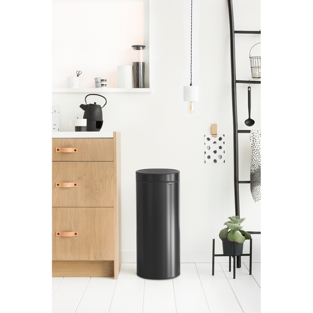 Basurero Touch New 30 Lt Matt Black