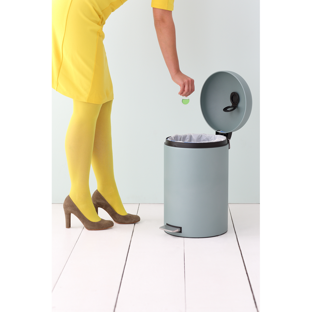 Basurero Pedal NewIcon 30 Lt White