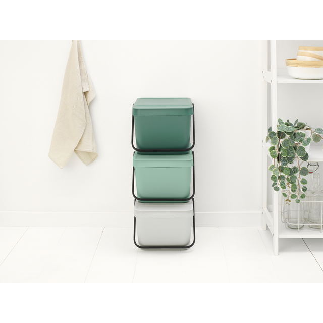 Basurero apilable Sort & Go 20 Lt Fir Green