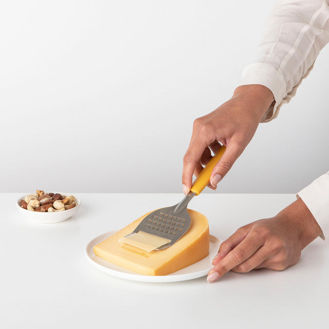 Tasty+ Loncheador de queso más rallador - Honey Yellow